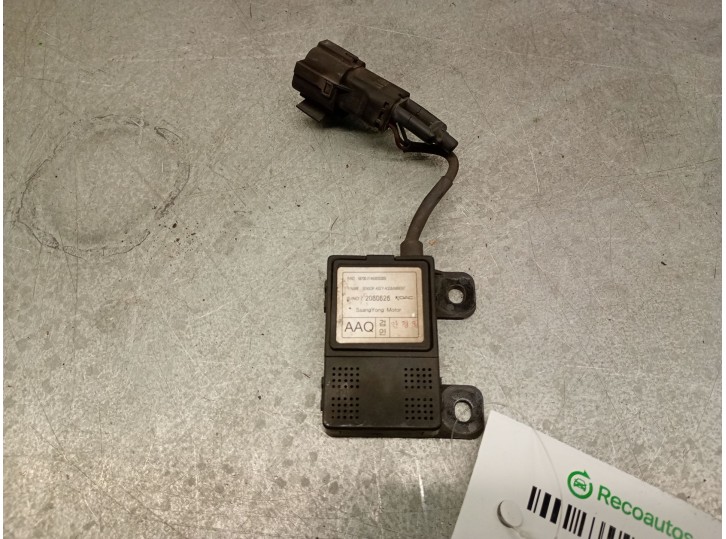 Recambio de sensor para ssangyong rodius i 2.7 xdi referencia OEM IAM 6870021460 