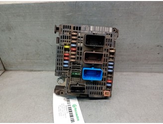 Recambio de caja reles / fusibles para peugeot 508 i (8d_) 2.0 hdi referencia OEM IAM 9807428180 