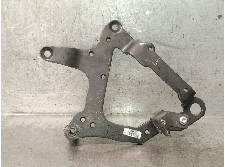 Recambio de soporte para audi q7 (4mb, 4mg, 4mq) sq7 tdi quattro referencia OEM IAM 057103390F 