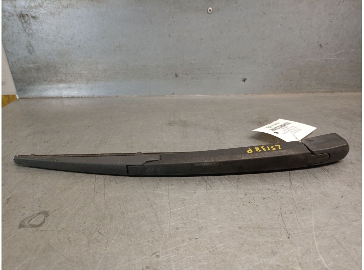 Recambio de brazo limpia trasero para toyota avensis station wagon (_t25_) 2.4 (azt251_) referencia OEM IAM 8524105080 852410508