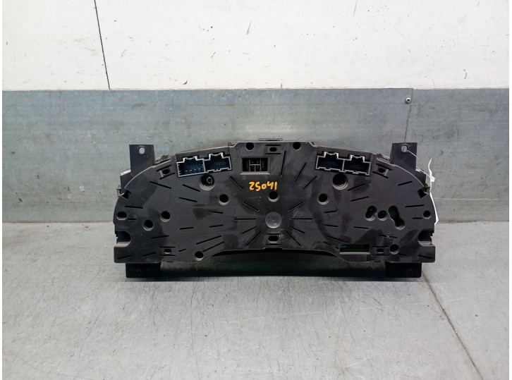 Recambio de cuadro instrumentos para chrysler grand voyager v (rt) 2.8 crd referencia OEM IAM P051742817AE 5172817AC 