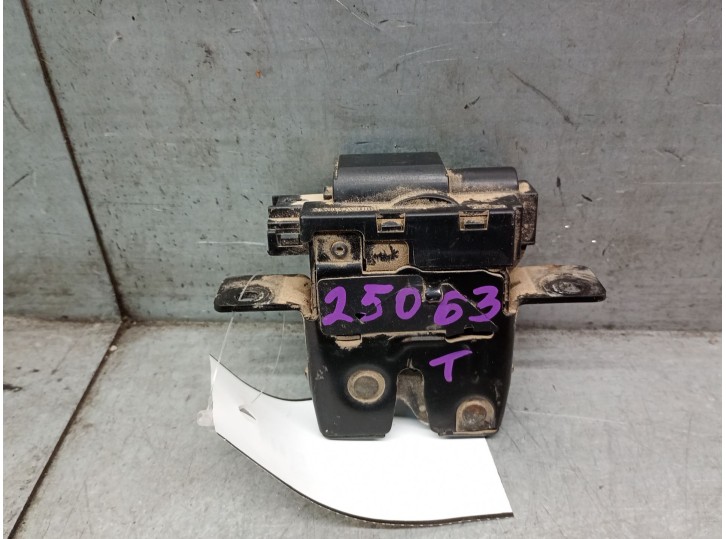 Recambio de cerradura maletero / porton para renault clio iii (br0/1, cr0/1) 1.5 dci referencia OEM IAM 8200947699 8200947699 