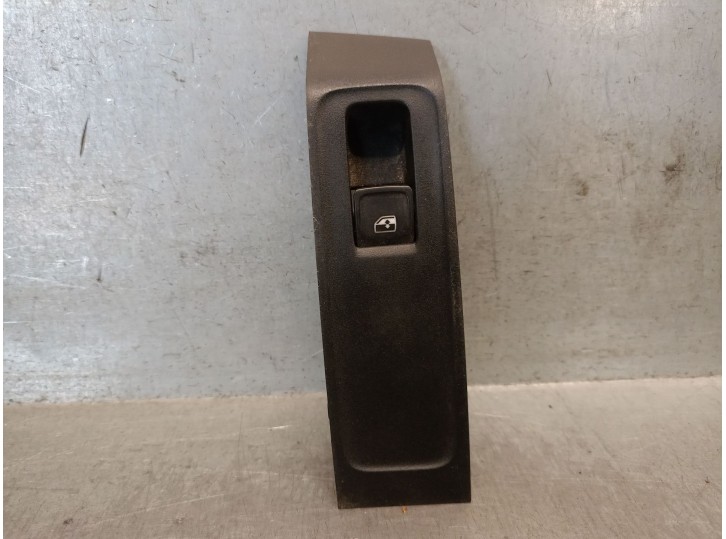 Recambio de mando elevalunas trasero izquierdo para skoda fabia iii station wagon (nj5) 1.2 tsi referencia OEM IAM 5JA959855A 5J