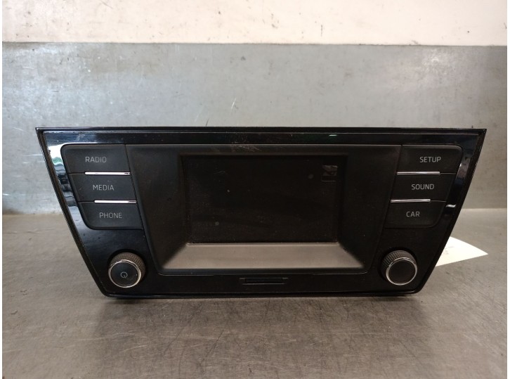 Recambio de sistema audio / radio cd para skoda fabia iii station wagon (nj5) 1.2 tsi referencia OEM IAM 6V0035871B 6V0035871B 