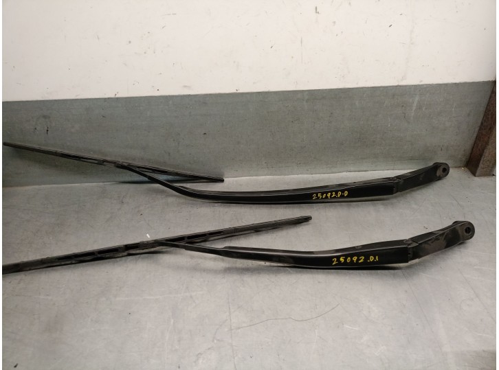 Recambio de brazo limpia delantero derecho para honda fr-v (be) 2.2 i ctdi (be5) referencia OEM IAM 76610SJDE01 76610SJDE01 