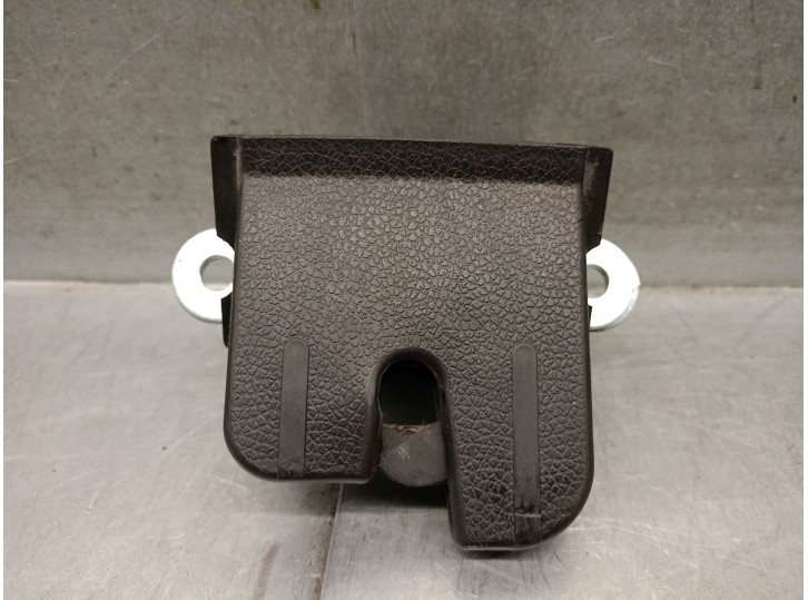 Recambio de cerradura maletero / porton para volkswagen golf vii (5g1, bq1, be1, be2) 1.6 tdi referencia OEM IAM 5G6827505 5G682