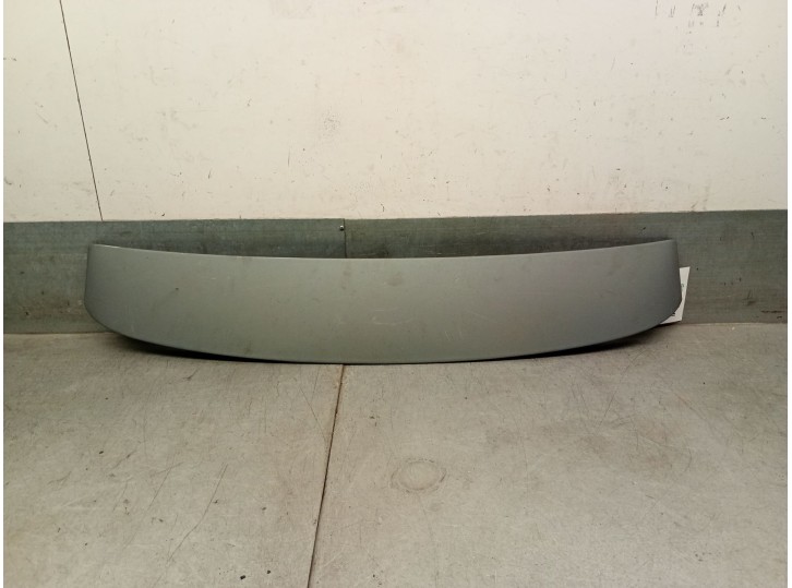 Recambio de aleron trasero para seat ibiza iii (6l1) 1.9 sdi referencia OEM IAM 6L6827933D 6L6827939D 