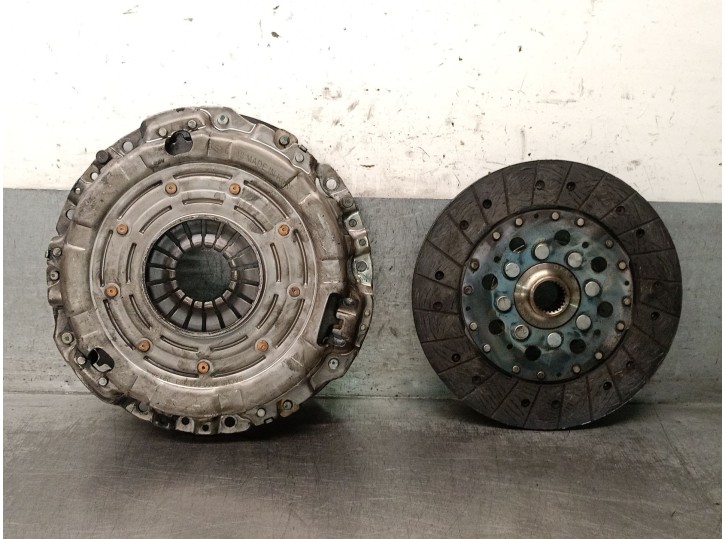 Recambio de kit embrague para ssangyong rodius i 2.7 xdi referencia OEM IAM 30A0021410 30A0021410 