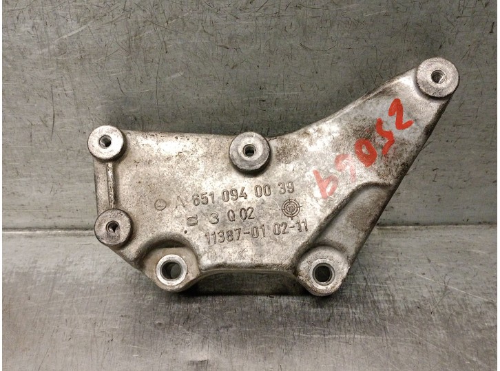 Recambio de soporte motor para mercedes-benz clase e (w212) e 200 cdi / bluetec (212.005, 212.006) referencia OEM IAM A651094003