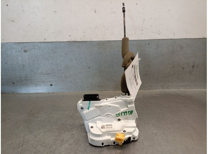 Replacement front right door lock for MG MG HS (AS23) 1.5 T (SAS23) OEM IAM reference 10640635 