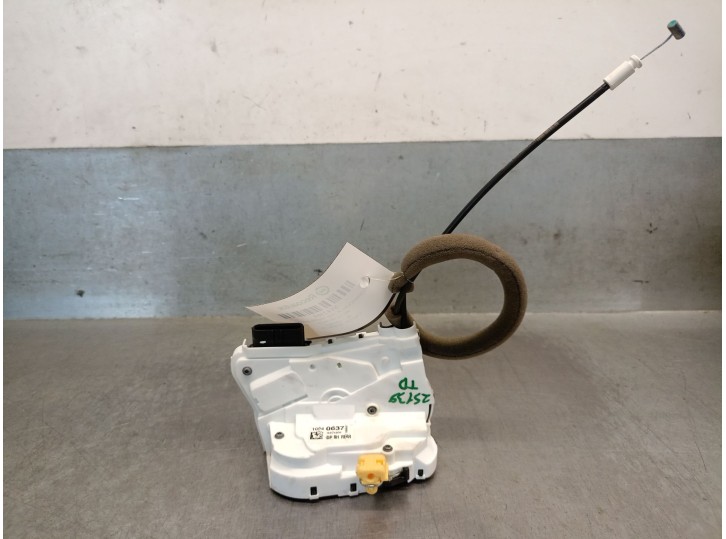 Replacement of right rear door lock for MG MG HS (AS23) 1.5 T (SAS23) OEM IAM reference 10640637 