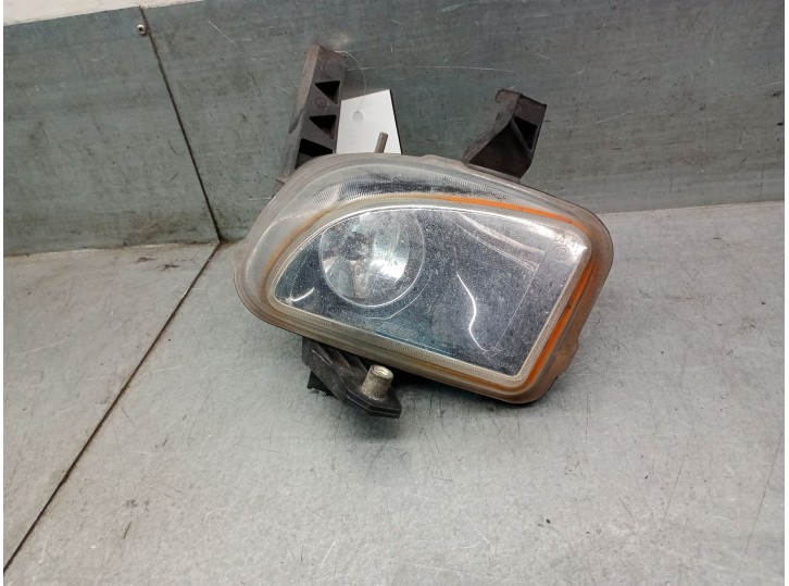 Recambio de faro antiniebla izquierdo para fiat grande punto (199_) 1.9 d multijet referencia OEM IAM 51782369 51782369 