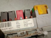 Recambio de caja reles / fusibles para fiat stilo (192_) 1.9 d multijet referencia OEM IAM 51781081 