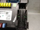 Recambio de caja reles / fusibles para jeep renegade suv (bu, b1, bv) 1.6 crd referencia OEM IAM 00520044120 00520044120 2848890