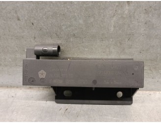 Recambio de antena para jeep renegade suv (bu, b1, bv) 1.6 crd referencia OEM IAM 68068148AA 68068148AA 