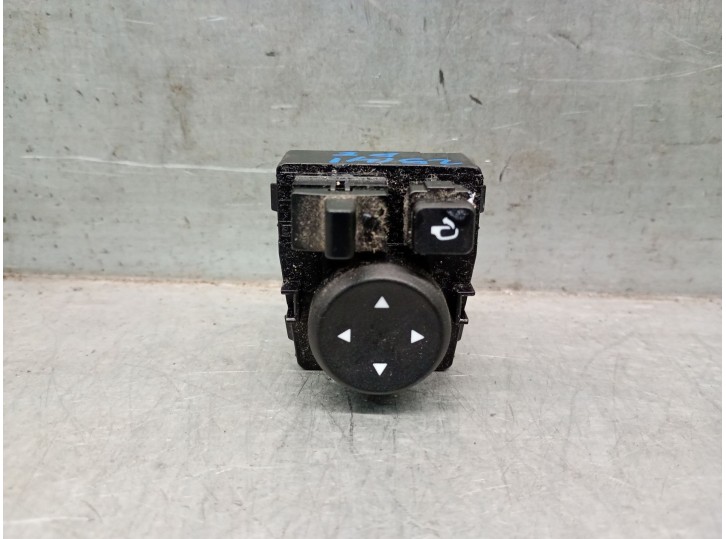 Recambio de mando retrovisor para kia sportage v (nq5) 1.6 t-gdi mhev referencia OEM IAM 93530R2200 93530R2200 