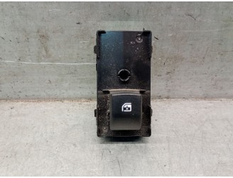 Recambio de mando elevalunas delantero derecho para kia sportage v (nq5) 1.6 t-gdi mhev referencia OEM IAM 93581R2200 93581R2200