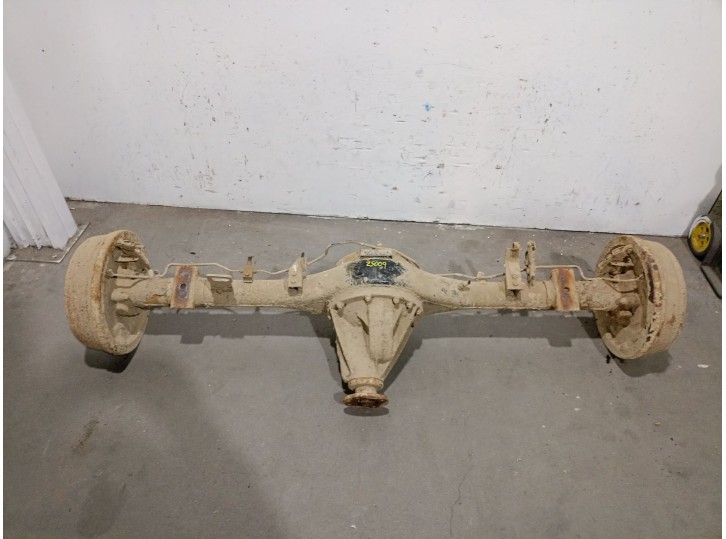 Recambio de puente trasero para nissan pick up (d22) 2.5 td 4wd referencia OEM IAM 430102S601 430102S601 