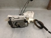 Replacement right front door lock for Jeep Renegade SUV (BU, B1, BV) 1.6 CRD OEM IAM reference 52028382 68268739A