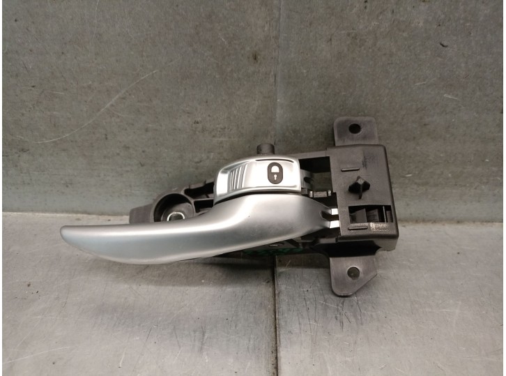 Recambio de maneta interior trasera derecha para jeep renegade suv (bu, b1, bv) 1.6 crd referencia OEM IAM 5XA35SLUAA 5XA35SLUAA