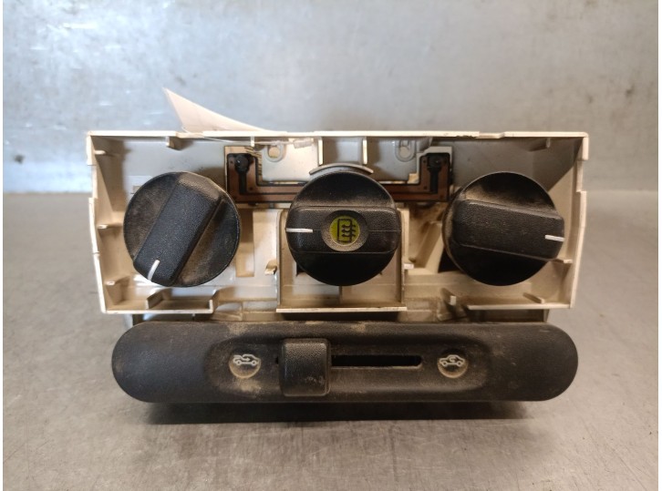 Recambio de mando calefaccion / aire acondicionado para opel combo furgoneta/monovolumen (71_) 1.7 d referencia OEM IAM 90386823