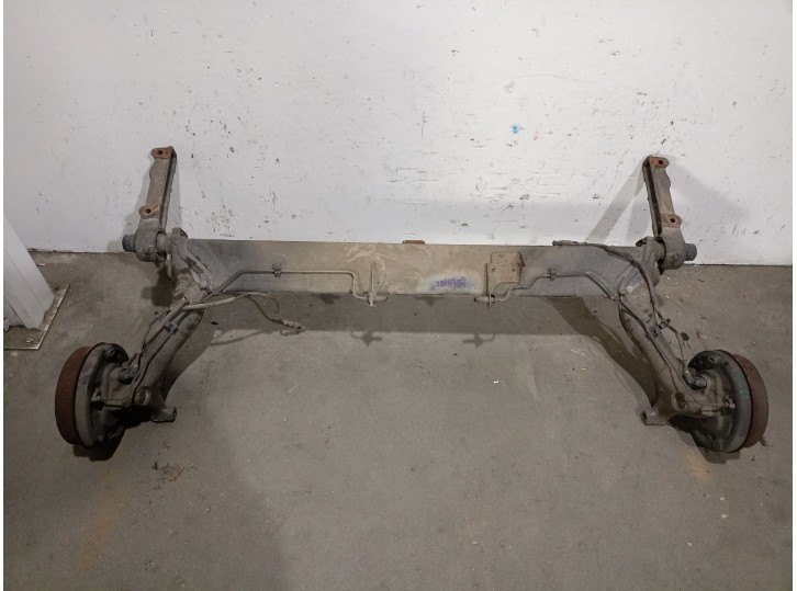 Recambio de puente trasero para renault megane i coach (da0/1_) 1.4 16v (da0d, da1h, da0w, da10) referencia OEM IAM 7701469077 7