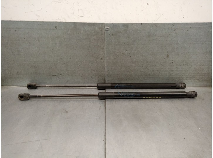 Recambio de amortiguadores maletero / porton para jeep renegade suv (bu, b1, bv) 1.6 crd referencia OEM IAM 00520176510 68269468