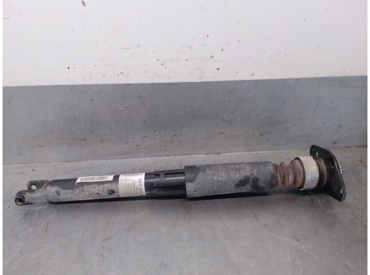 Recambio de amortiguador trasero derecho para mg mg hs (as23) 1.5 t (sas23) referencia OEM IAM 10598788 814902013559