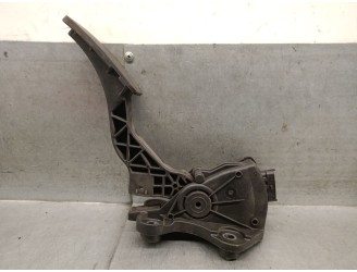 Recambio de potenciometro pedal para hyundai i30 station wagon (fd) 1.6 referencia OEM IAM 327002R300 327002R300 