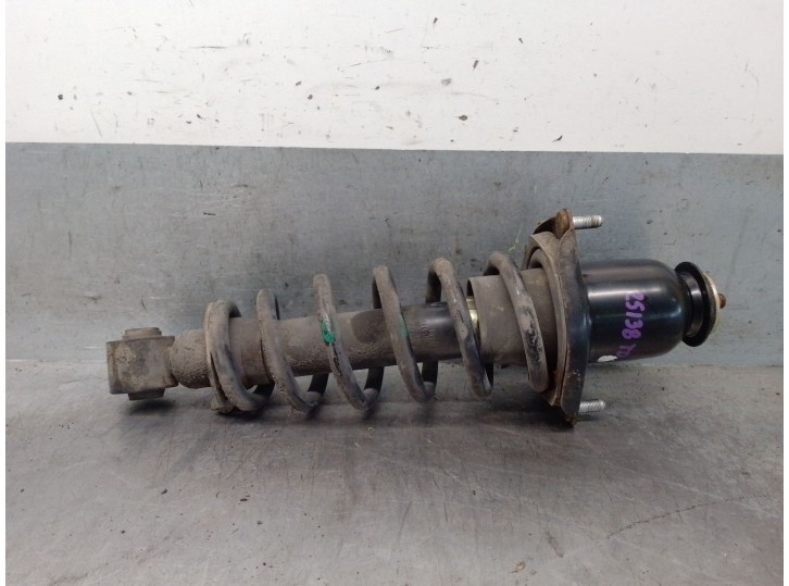 Recambio de amortiguador trasero derecho para toyota avensis station wagon (_t25_) 2.4 (azt251_) referencia OEM IAM 4853009A01 4