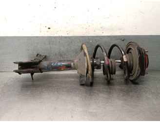 Recambio de amortiguador delantero izquierdo para nissan x-trail i (t30) 2.2 dci referencia OEM IAM 543038H726 543038H726 