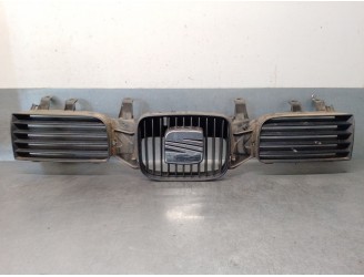 Recambio de rejilla delantera para seat leon (1m1) 1.6 16 v referencia OEM IAM 1M0807217BM 1M0807217BM 