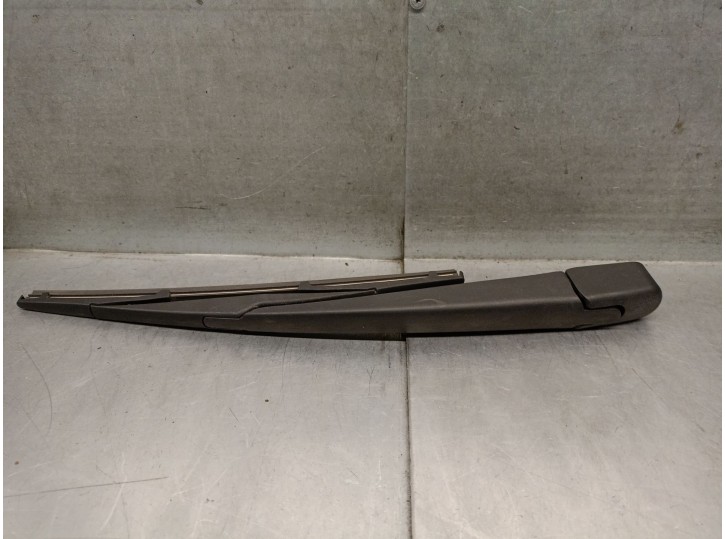 Recambio de brazo limpia trasero para hyundai i30 station wagon (fd) 1.6 referencia OEM IAM 988112L000 988112L000 