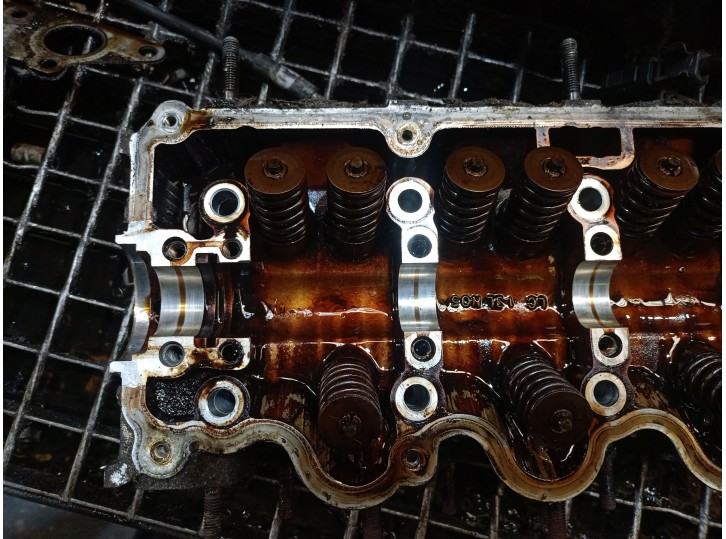 Recambio de culata para hyundai accent ii (lc) 1.3 referencia OEM IAM 2210022620 2210022620 2241122611