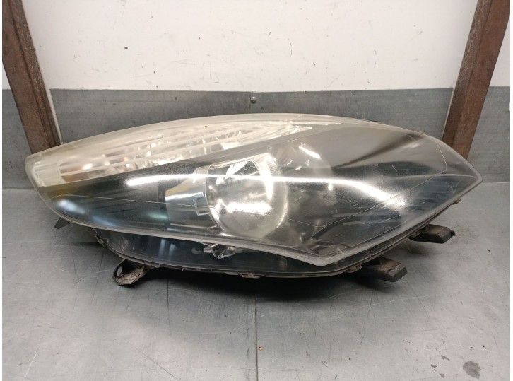 Recambio de faro derecho para renault scénic iii (jz0/1_) 1.5 dci referencia OEM IAM 260100023R 260108250R 89902925