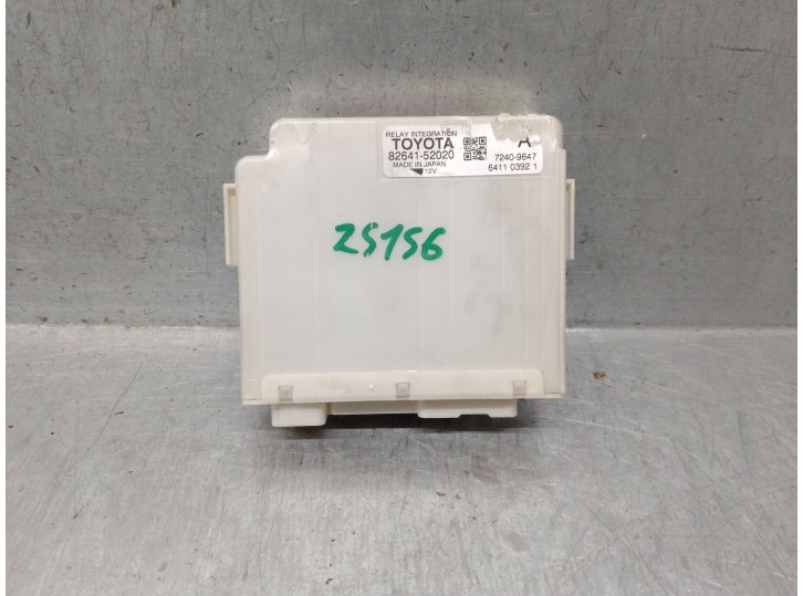 Recambio de caja reles / fusibles para toyota yaris (_p13_) 1.0 (ksp130_) referencia OEM IAM 8264152020 