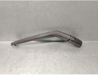 Recambio de brazo limpia trasero para toyota yaris (_p13_) 1.0 (ksp130_) referencia OEM IAM 852410D060 852410D060 