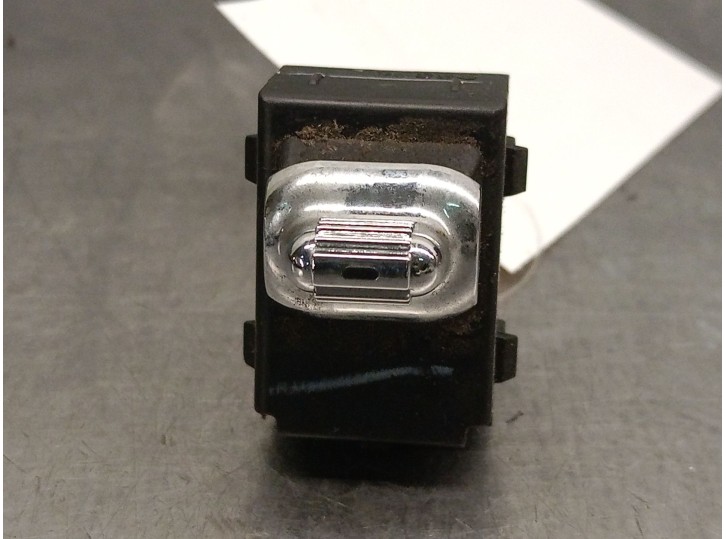 Recambio de mando elevalunas trasero izquierdo para chrysler 300m (lr) 2.7 v6 24v referencia OEM IAM 4760978AA 4760978AA 