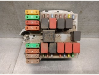 Recambio de caja reles / fusibles para lancia musa (350_) 1.3 d multijet (350.axm11, 350.axm1a, 350.axi1a) referencia OEM IAM 51
