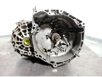 Recambio de caja cambios para jeep renegade suv (bu, b1, bv) 1.6 crd referencia OEM IAM C63563531 68254592AA 1121559