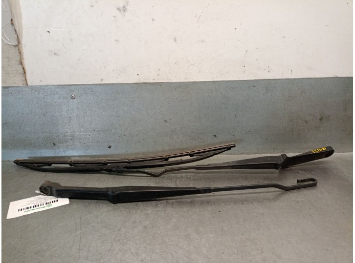 Recambio de brazo limpia delantero derecho para volkswagen polo (6n2) 1.9 sdi referencia OEM IAM 6N1955410 6N1955409B 