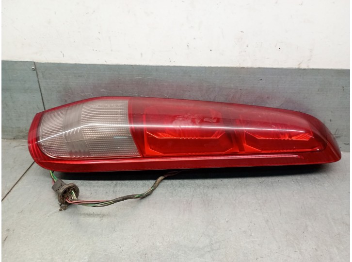 Recambio de piloto trasero derecho para nissan x-trail i (t30) 2.2 dci referencia OEM IAM 26550EQ025 26550EQ025 