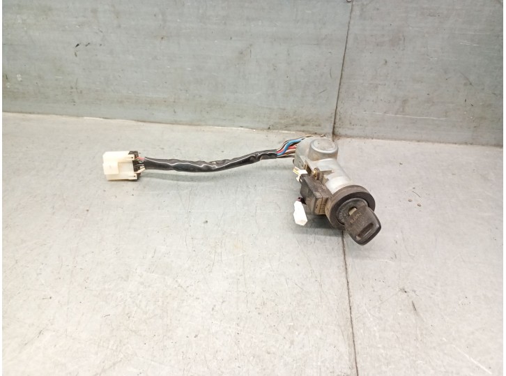 Recambio de conmutador de arranque para nissan pick up (d22) 2.5 td 4wd referencia OEM IAM D87003S210 D87003S210 