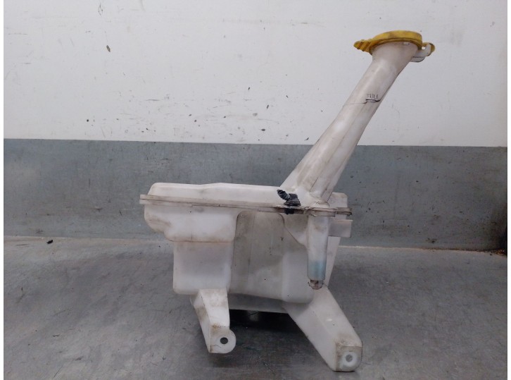 Recambio de deposito limpia para toyota yaris (_p13_) 1.0 (ksp130_) referencia OEM IAM 853150D170 853150D170 