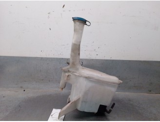 Recambio de deposito limpia para toyota yaris (_p9_) 1.3 vvt-i (scp90_) referencia OEM IAM 853150D060 853150D060 