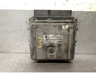 Recambio de centralita motor uce para chrysler grand voyager v (rt) 2.8 crd referencia OEM IAM P04727880AH 0281013357