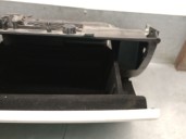 Recambio de guantera para jaguar xe (x760) 2.0 d referencia OEM IAM GX73060K63AA T4N15540LKP 