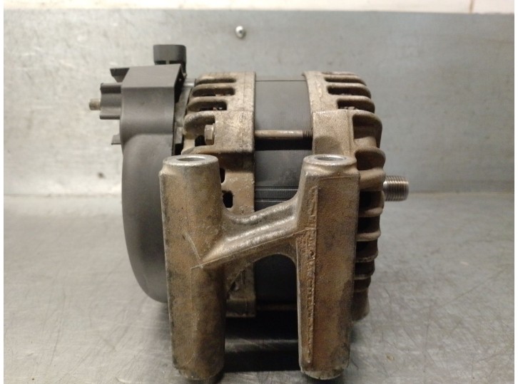 Recambio de alternador para opel corsa e (x15) 1.3 cdti (08, 68) referencia OEM IAM 39007439 0126312030