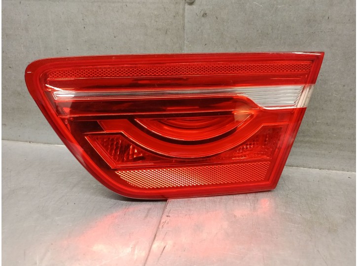 Replacement rear right tailgate light for Jaguar XE (X760) 2.0 D OEM IAM reference GX7315K272BG T4N7914 