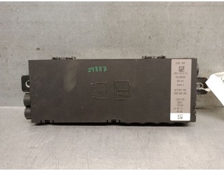 Recambio de caja reles / fusibles para jaguar xe (x760) 2.0 d referencia OEM IAM JX6314516AA JX6314516AA 